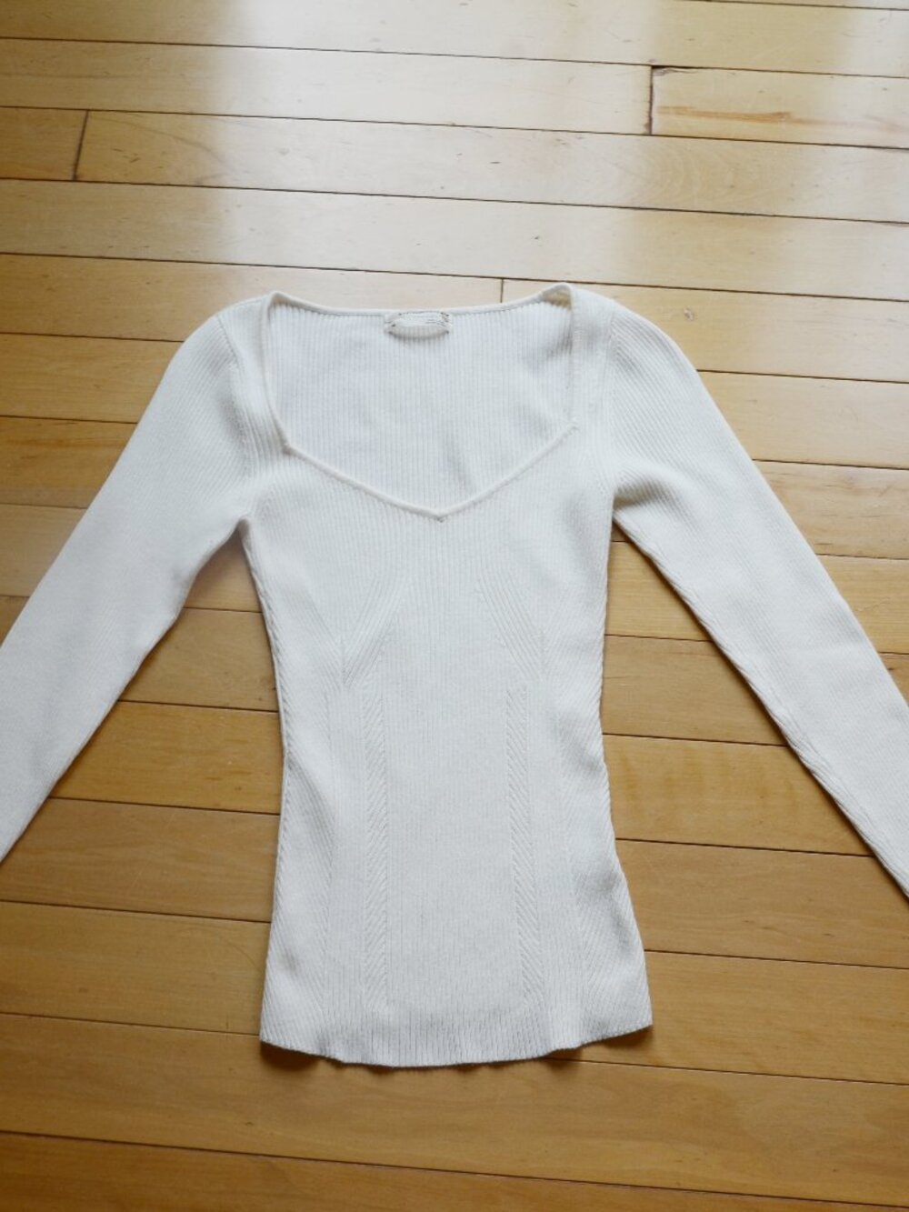 By Anthropologie cream-colored rib-knit long-sleeve sweater size XS